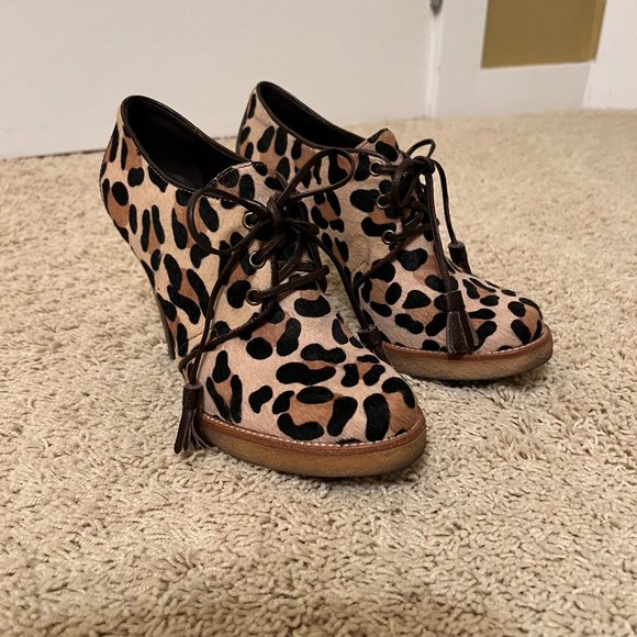 Coach Women's Size 8 shoe - Picture 1 of 6